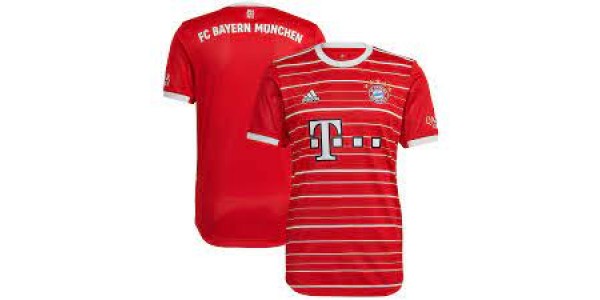 Bayern Monachium goni lidera Bayeru 04 Leverkusen